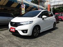 2016 Honda Jazz 1.5 (ปี 14-18) SV i-VTEC Hatchback AT