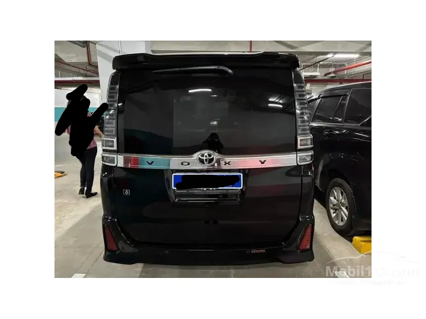 2021 Toyota Voxy MPV