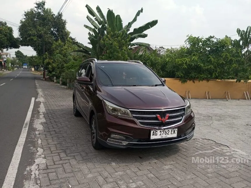 Jual Mobil Wuling Cortez 2018 C 1.8 di Jawa Timur Manual Wagon Merah Rp 135.000.000