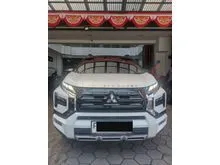 2024 Mitsubishi Xpander Cross 1.5 Elite Limited Edition MPV TWO TONE BLACK WHITE LOW KM