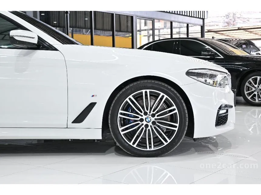 2020 BMW 530e M Sport Sedan