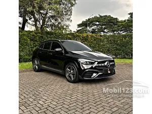 2024 Mercedes-Benz GLA200 1.3 AMG Line SUV LIKE NEW 2025 low odo 2023 bergaransi glc200 gla 200 good deal