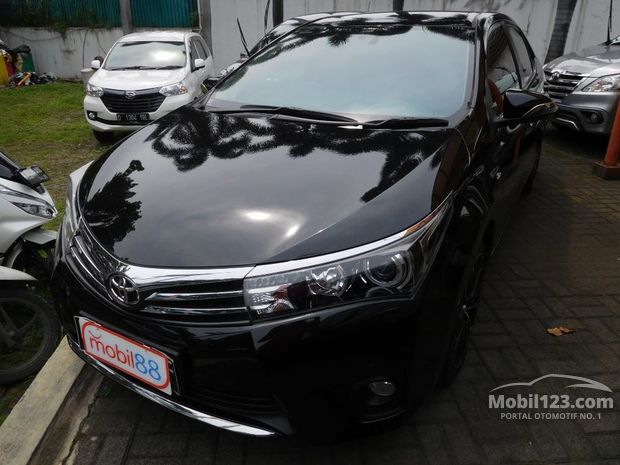 Toyota Corolla Altis  Mobil  Bekas  Baru  dijual  di Bandung  