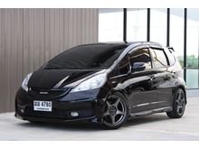 2013 Honda Jazz 1.5 (ปี 08-14) SV i-VTEC Hatchback AT