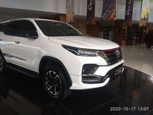 2020 Toyota Fortuner 2,4 TRD SUV