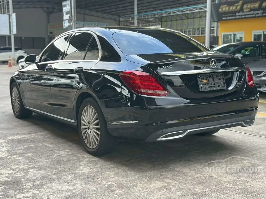 2015 Mercedes-Benz C180 Sedan