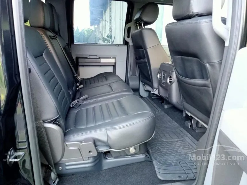 2014 Ford F-250 Super Duty XLT Double Cab Pickup