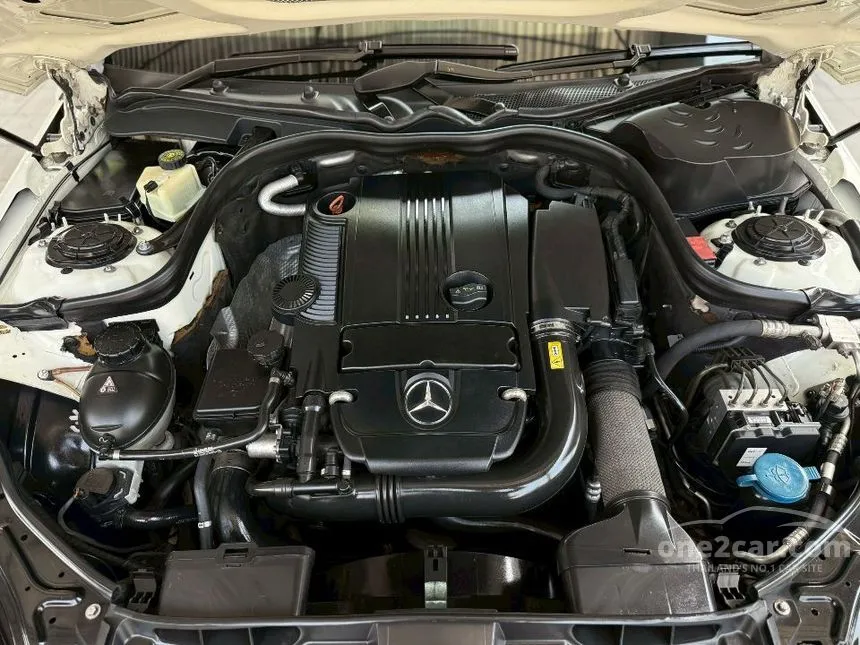 2010 Mercedes-Benz E200 CGI BlueEFFICIENCY Sedan