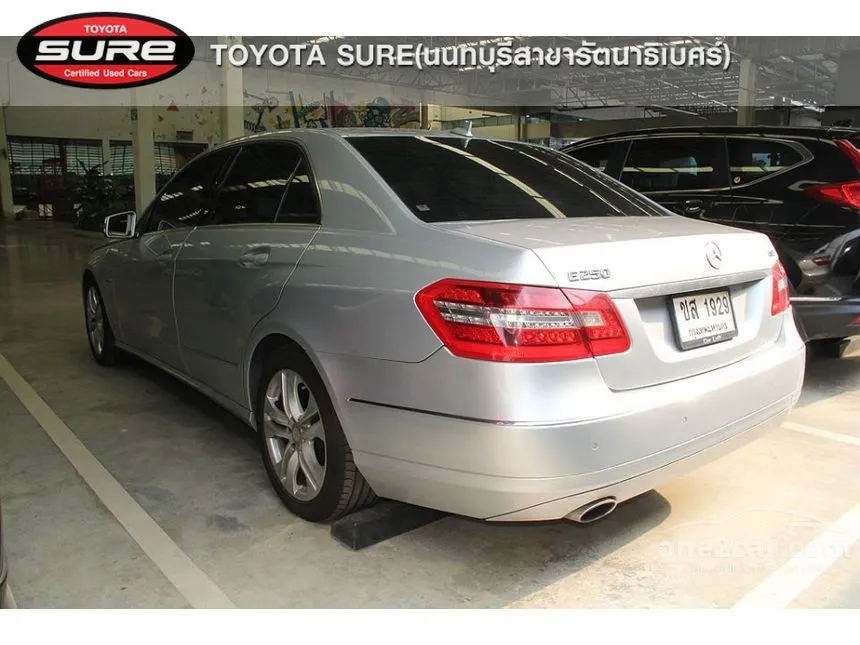 2010 Mercedes-Benz E250 CGI BlueEFFICIENCY Sedan