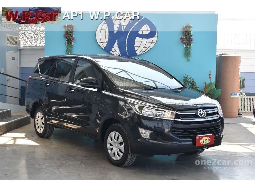 2020 Toyota Innova Crysta E Wagon