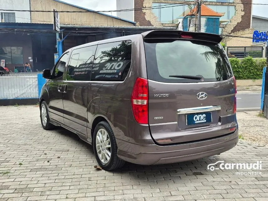 2017 Hyundai H-1 Royale Limited MPV