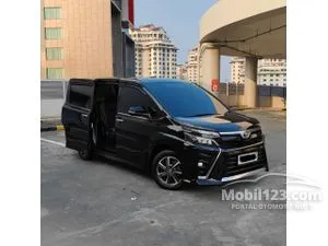 2019 Toyota Voxy 2.0 MPV