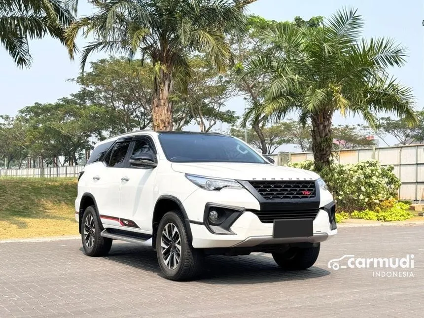 2019 Toyota Fortuner VRZ TRD 4X2 SUV