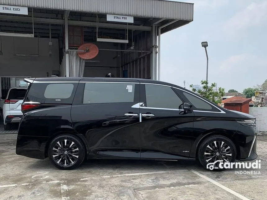 2024 Toyota Alphard HEV MPV