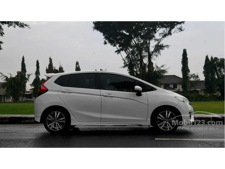 Jual Mobil  Honda Jazz  2021 RS  1 5 di Yogyakarta  Automatic 