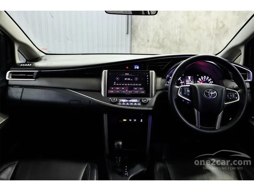 2021 Toyota INNOVA Crysta Wagon