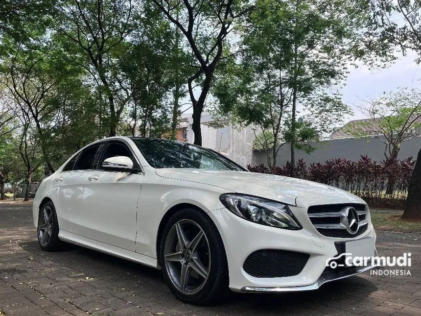 2018 Mercedes-Benz C200 AMG Sedan