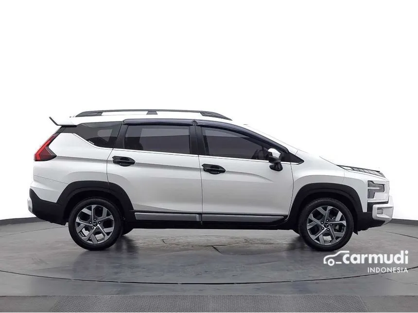 2023 Mitsubishi Xpander Cross Premium MPV