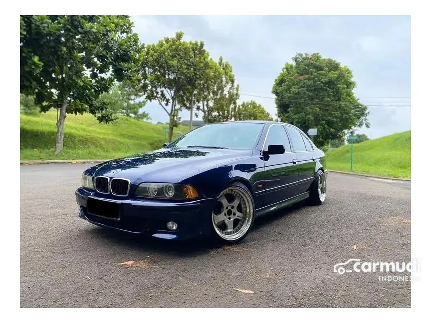 2002 BMW 520i