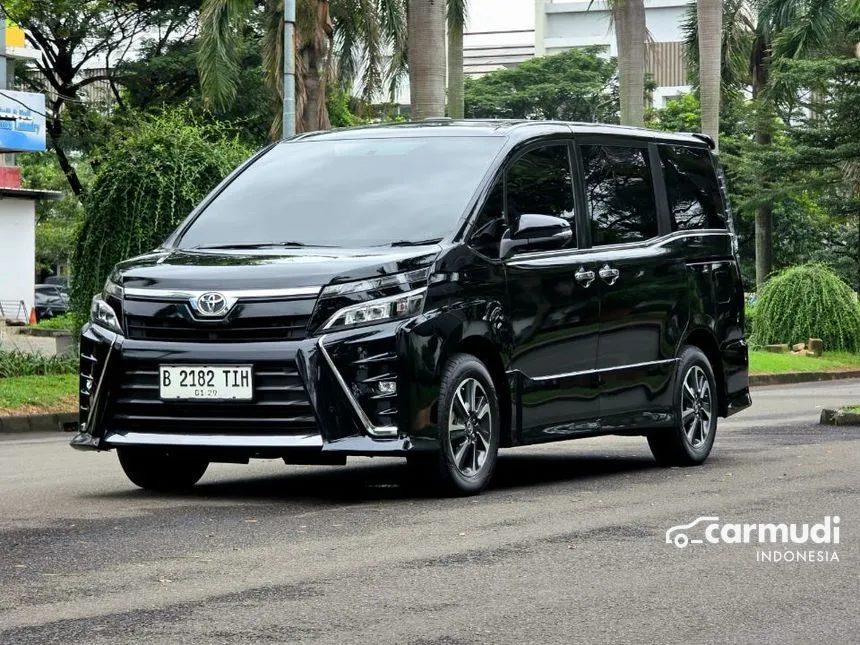 2019 Toyota Voxy MPV