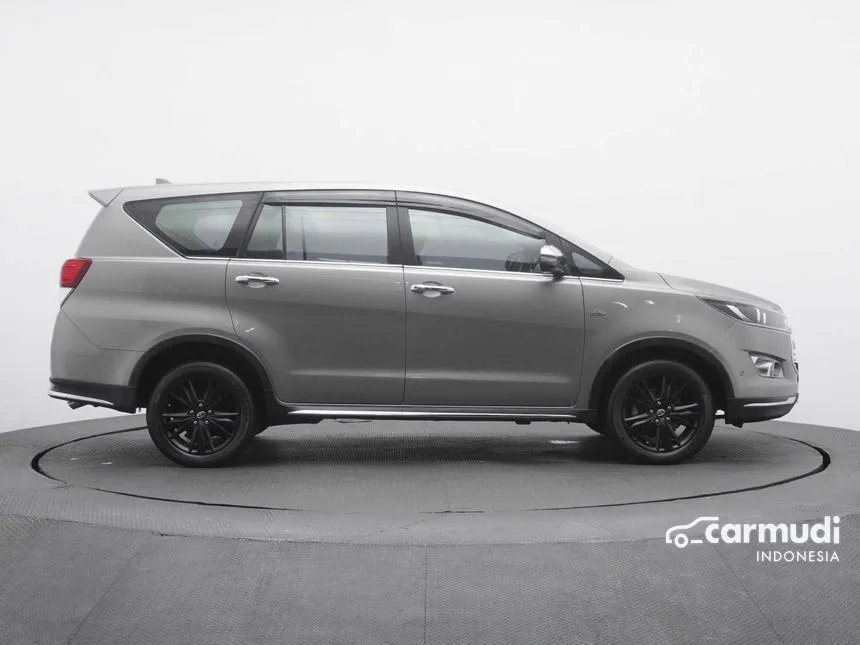 2018 Toyota Innova Venturer Wagon