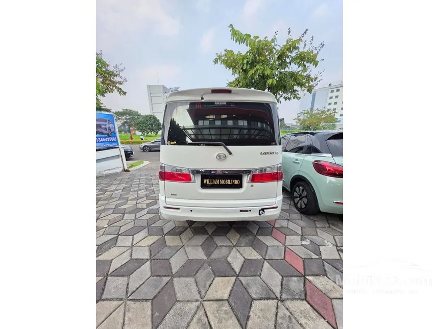 2021 Daihatsu Luxio X Van