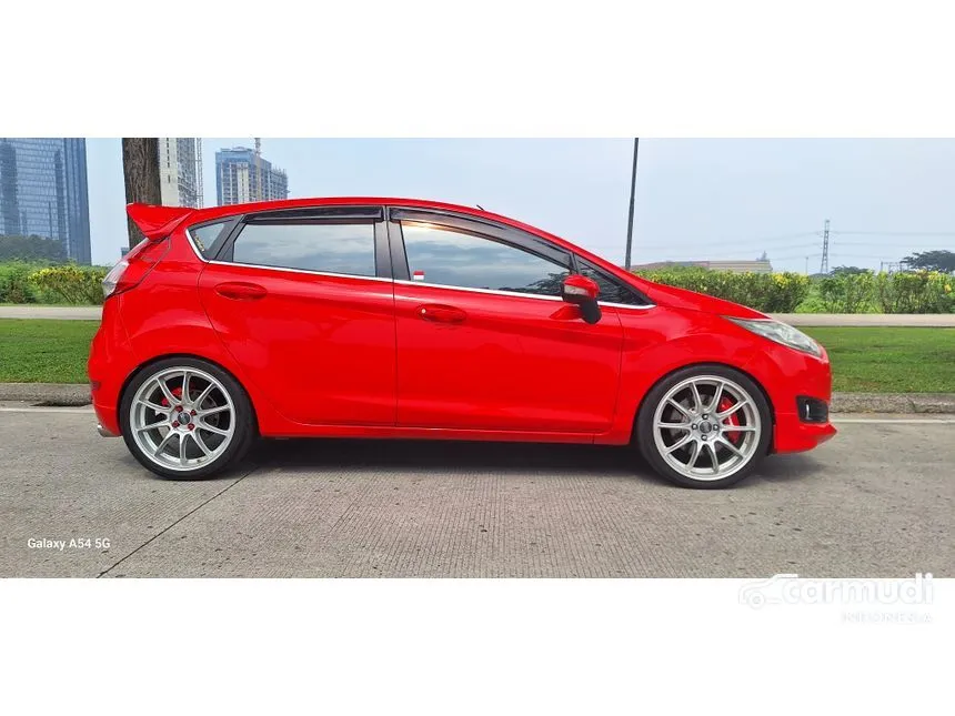 2014 Ford Fiesta EcoBoost S Hatchback