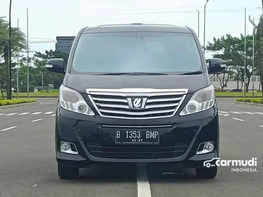 2013 Toyota Alphard G MPV
