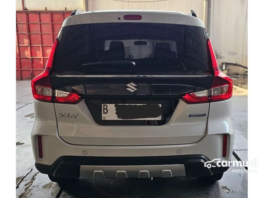 2023 Suzuki XL7 Beta Hybrid SUV