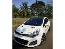 2013 KIA Rio 1.4 UB Hatchback Ciamik Hobby Lover