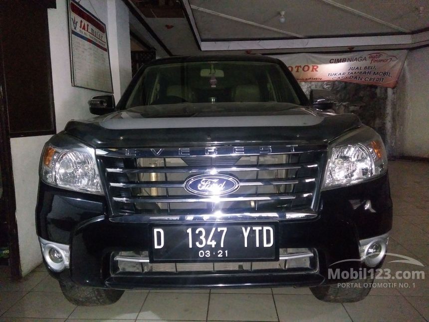 Jual Mobil  Ford  Everest  2010 XLT XLT 2 5 di Jawa Barat 