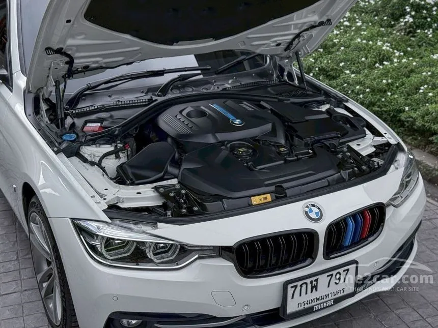 2018 BMW 330e Sport Sedan