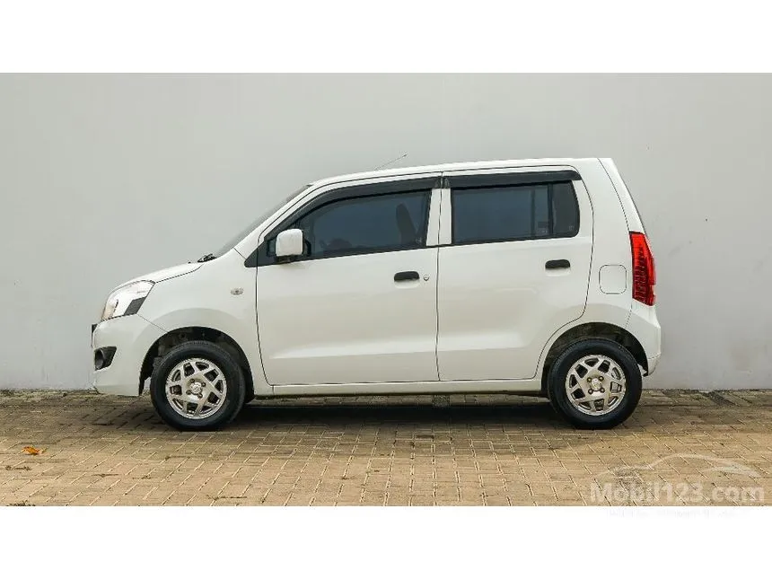 2020 Suzuki Karimun Wagon R GL Hatchback