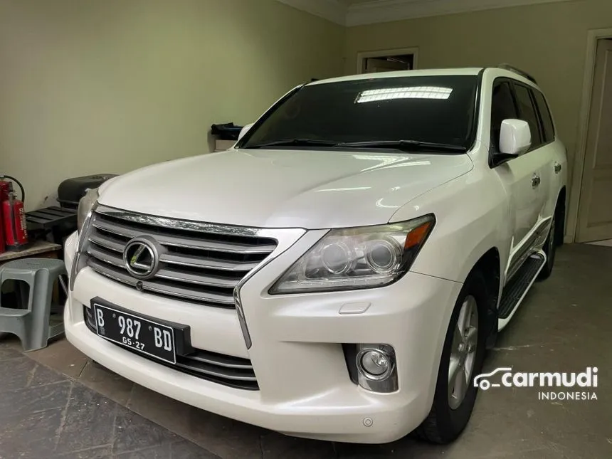 Jual Mobil Lexus LX 570 2012 5.7 di Banten Automatic SUV Putih Rp 735.000.000