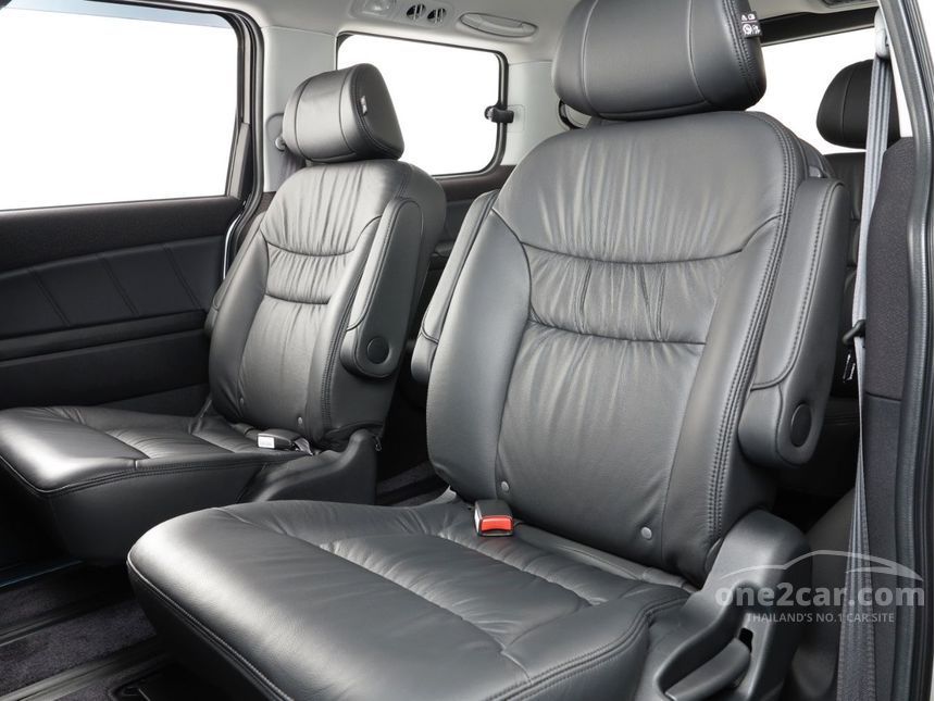 Honda elysion салон
