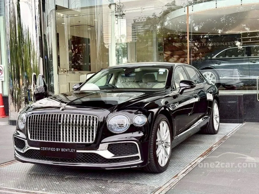 2023 Bentley Flying Spur Hybrid Sedan
