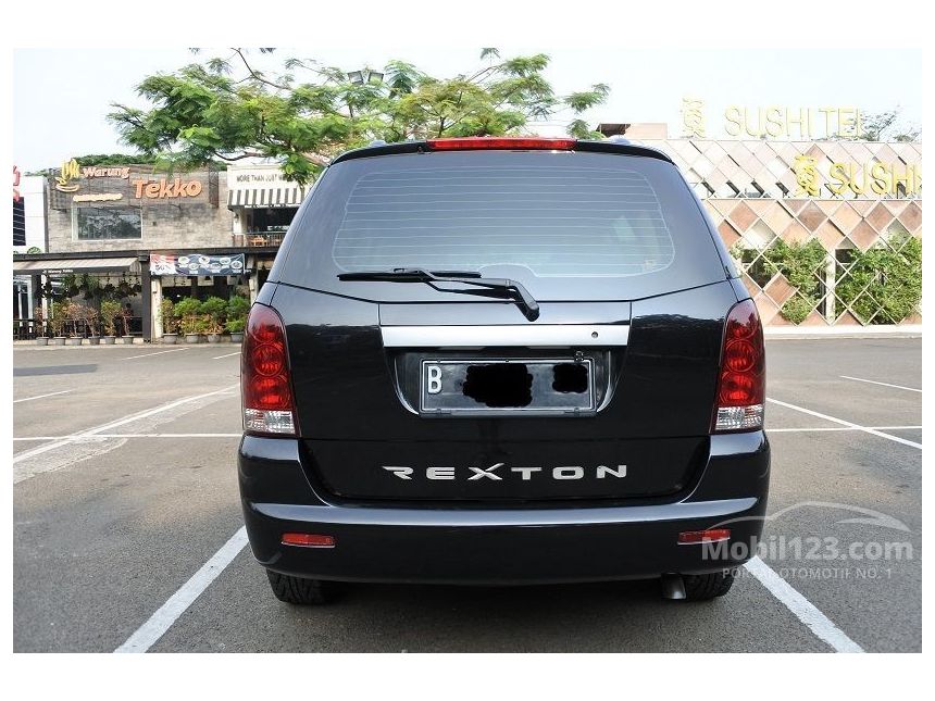 2004 SsangYong Rexton RX280 Deluxe SUV