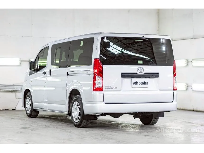 2021 Toyota HIACE GL Van