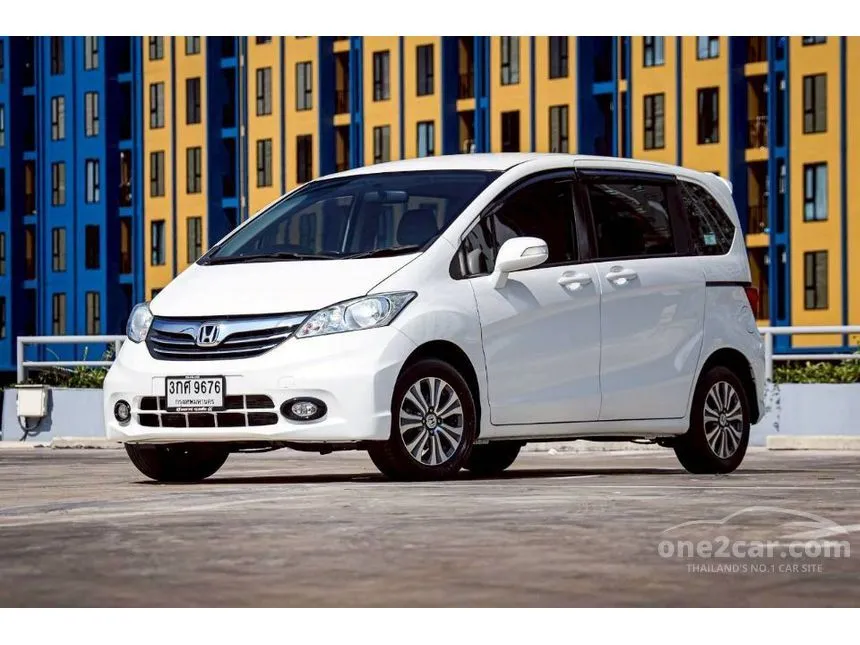 2014 Honda FREED E Wagon