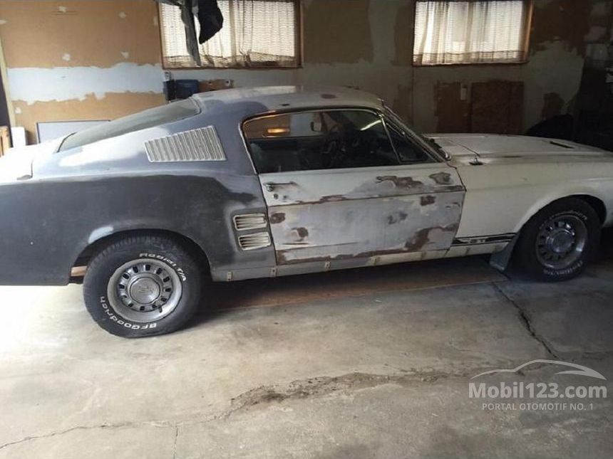 Jual Mobil Ford Mustang 1967 V8 GT 4.7 4.7 di Jawa Tengah 