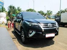 2016 Toyota Fortuner 2.7 SRZ SUV dp 83 jt saja hitam