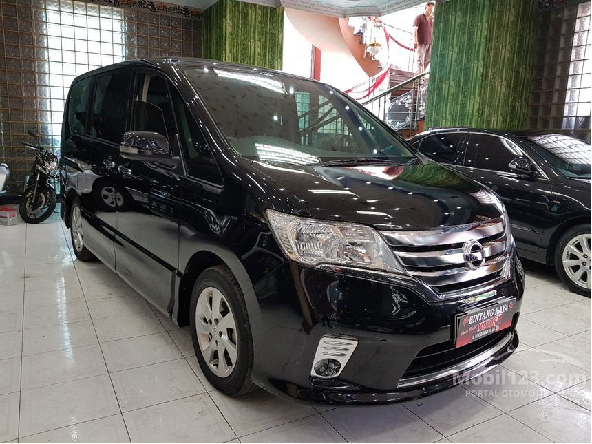 Jual Mobil Nissan Serena 2014 Panoramic 2.0 di Jawa Barat Jual Mobil Nissan Serena 2014 Panoramic 2.0 di Jawa Barat