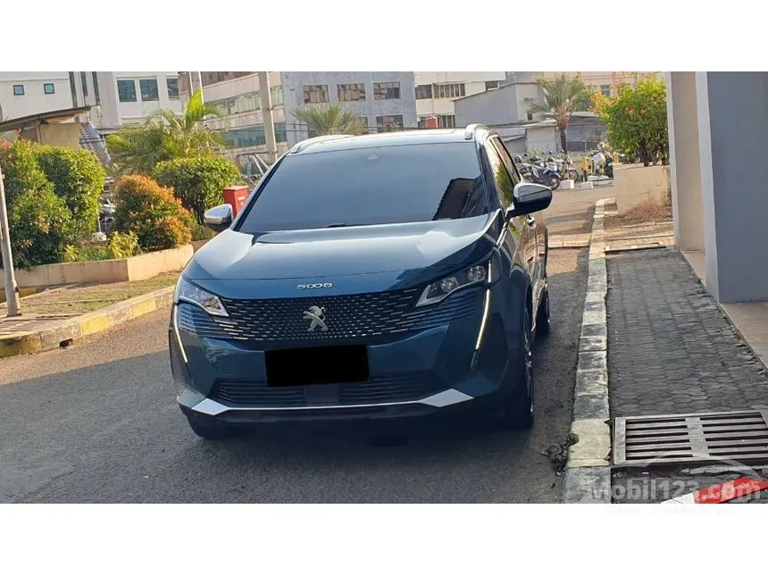 2023 Peugeot 5008 Allure Plus SUV