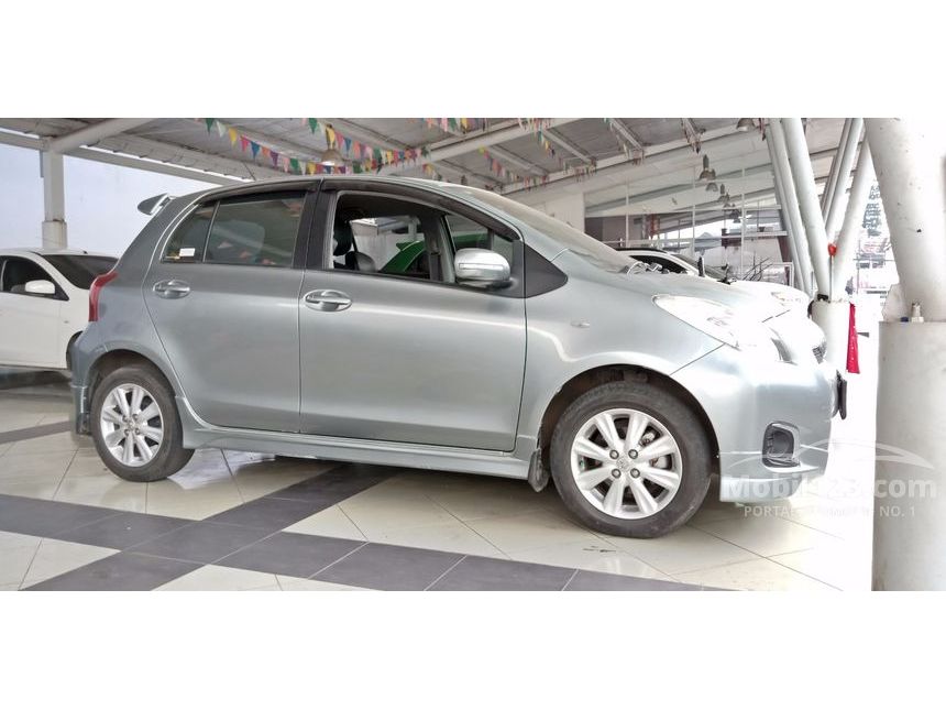 Jual Mobil  Toyota  Yaris  2013 E 1 5 di DKI Jakarta 