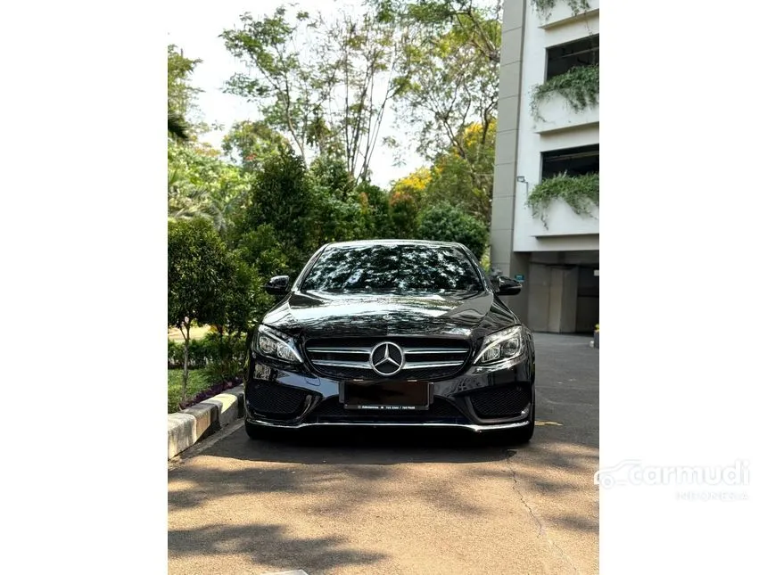 2018 Mercedes-Benz C200 AMG Line Sedan