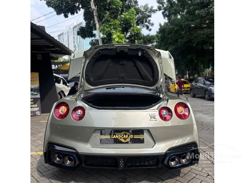 2025 Nissan GT-R Premium Edition T-Spec Coupe