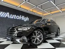 2024 Mercedes-Benz E200 2.0 Exclusive Line Sedan [Km2.000] Reg 2025 Black On Black Panoramic Sunroof PBD ATPM Wrnty5Thn #AUTOHIGH #BEST DEAL