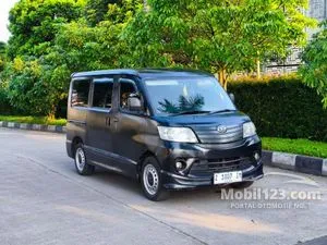 2015 Daihatsu Luxio 1.5 D Van