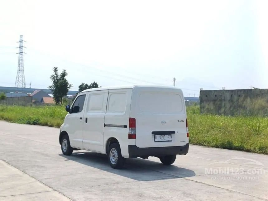 2017 Daihatsu Gran Max AC Van