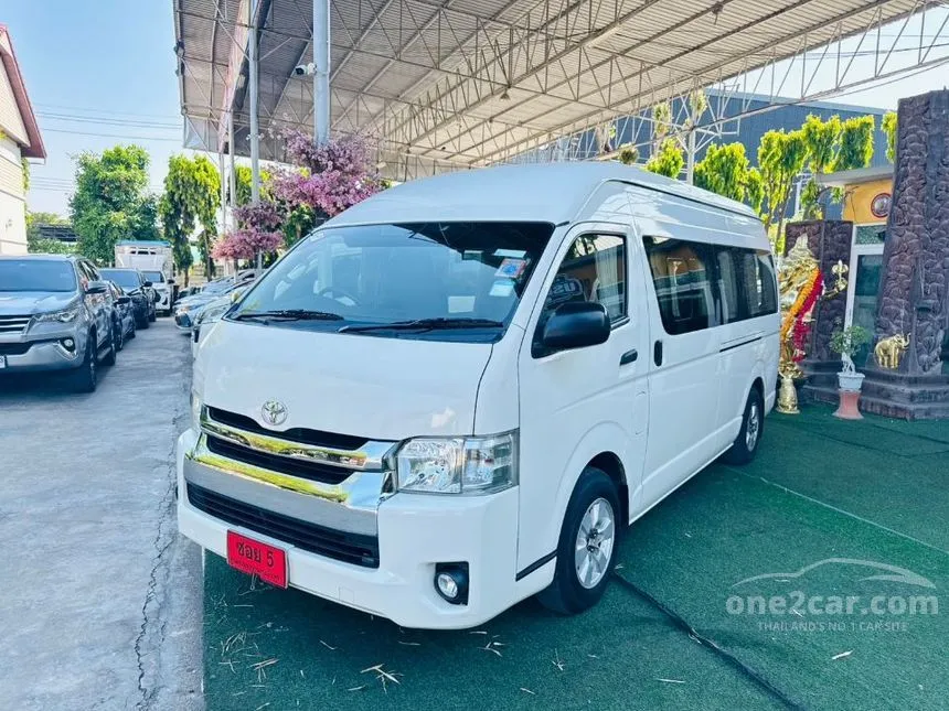 2019 Toyota HIACE VVTi Van
